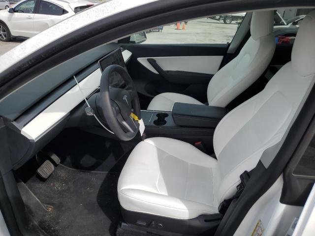 7SAYGDEE4NF339401 Tesla Model Y