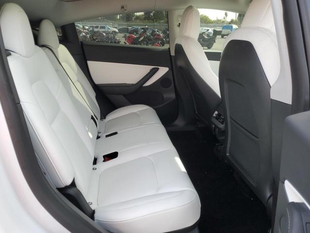 7SAYGDEF8NF319032 Tesla Model Y