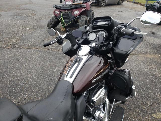 2011 HARLEY-DAVIDSON FLTRU - 1HD1KGM12BB650495