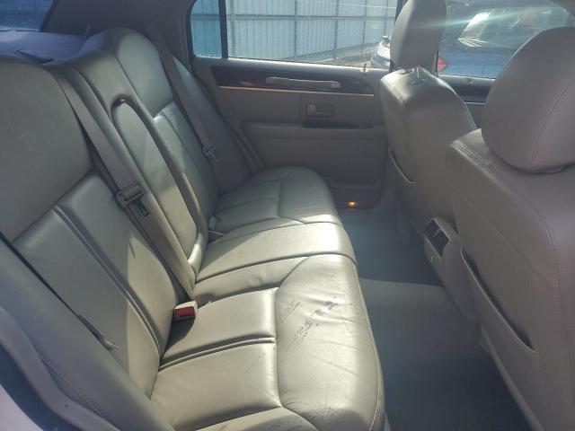 1LNHM82V96Y618566 Lincoln Town Car Signature Limited