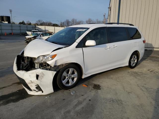 2019 TOYOTA SIENNA LE - 5TDKZ3DC1KS003106