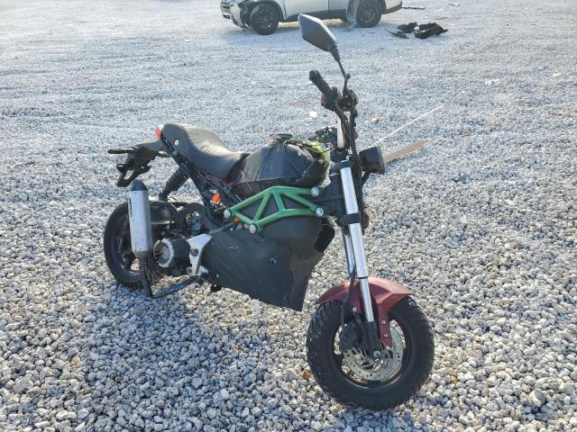 Motos salvage para piezas a la venta en subasta: 2021 Yongfu MC