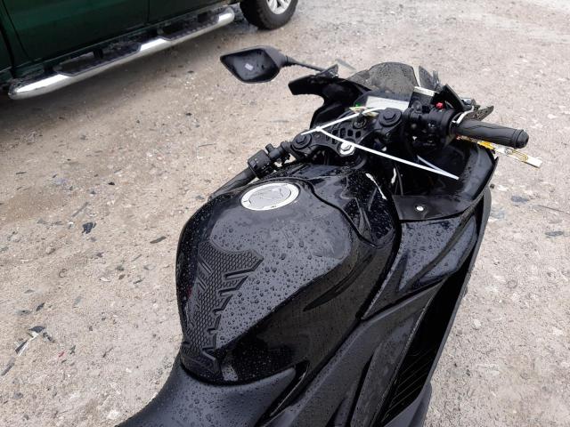 2020 YAMAHA YZFR3 A MH3RH18Y3LK003758