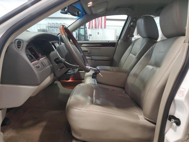 2LNBL8CV2BX761389 Lincoln TOWNCAR
