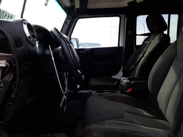 1C4BJWEG4FL562960 Jeep Wrangler Unlimited Sahara