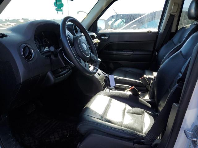 1C4NJRFB8GD581833 Jeep Patriot Latitude
