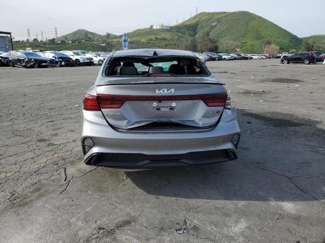 3KPF54AD3NE500866 KIA Forte Gt Line