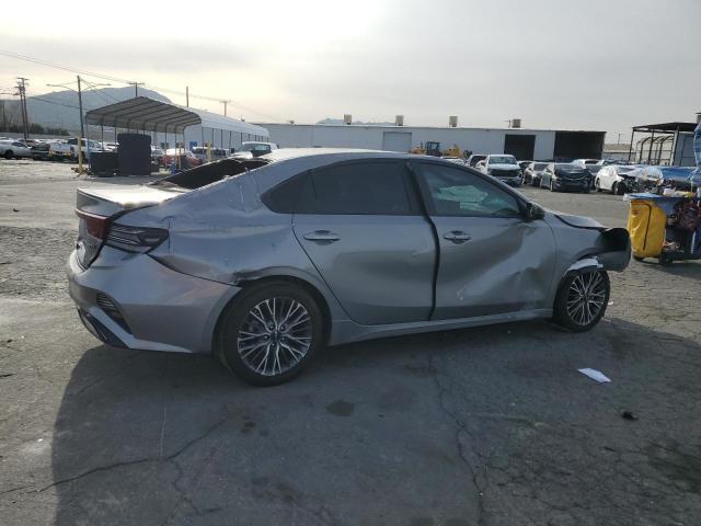 3KPF54AD3NE500866 KIA Forte Gt Line