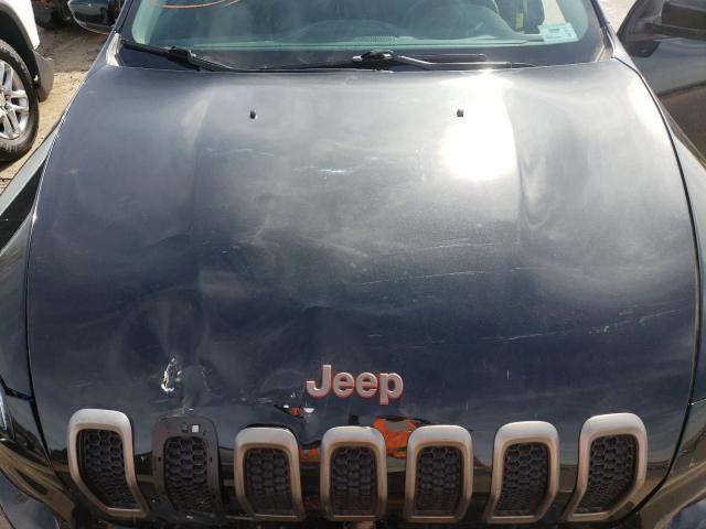 1C4PJLCS0GW369393 Jeep Cherokee Latitude