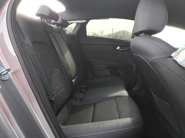 3KPF54AD3NE500866 KIA Forte Gt Line