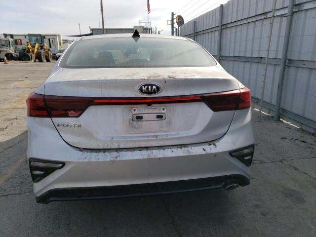 3KPF24AD9LE155817 KIA FORTE FE