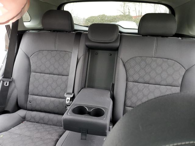 KNDCB3LC6L5438625 KIA NIRO LX