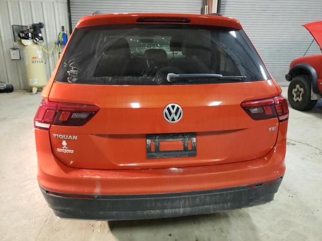 2018 VOLKSWAGEN TIGUAN S 3VV1B7AX1JM012757