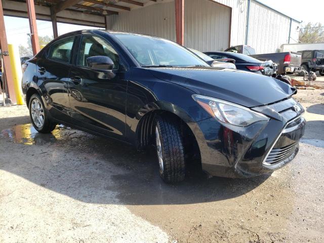 3MYDLBYV9JY329437 Toyota YARIS IA