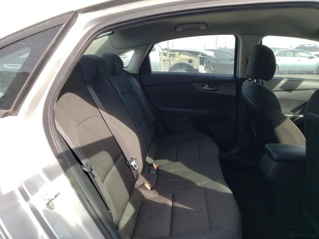 3KPF24AD9LE155817 KIA FORTE FE