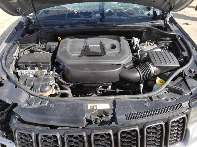 1C4RJFCG1JC427137 Jeep Grand Cherokee Overland