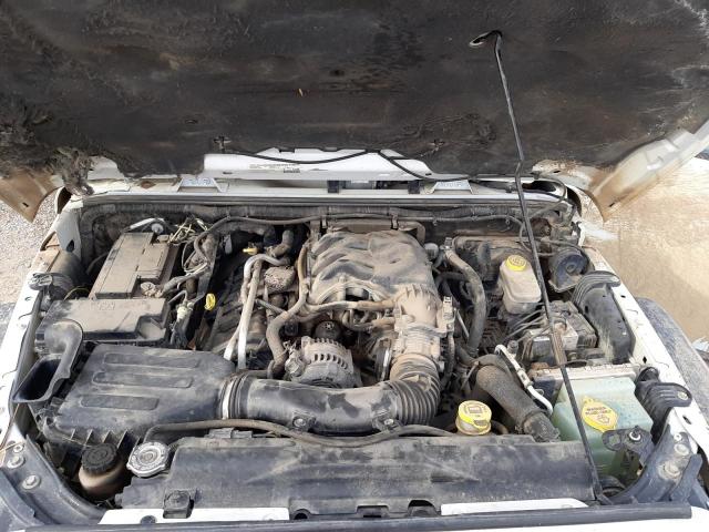 1C4BJWEG4FL562960 Jeep Wrangler Unlimited Sahara