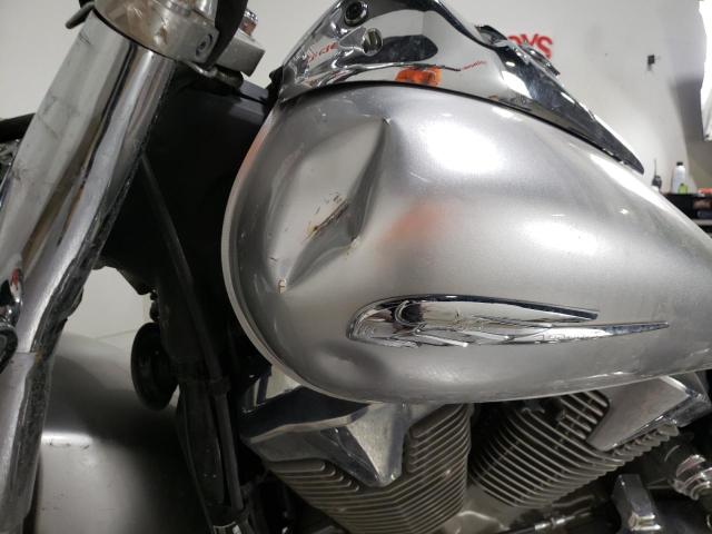 2009 HONDA VTX1300 R 1HFSC52639A601513