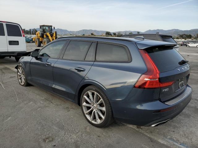 2020 VOLVO V60 T5 MOM YV1102EK2L2374574