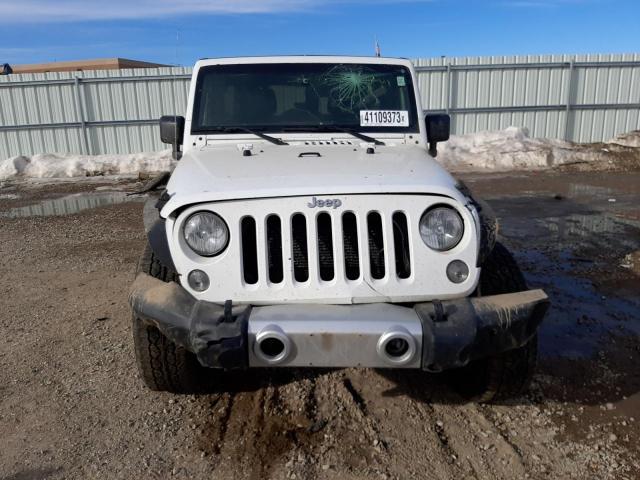 1C4BJWEG4FL562960 Jeep Wrangler Unlimited Sahara