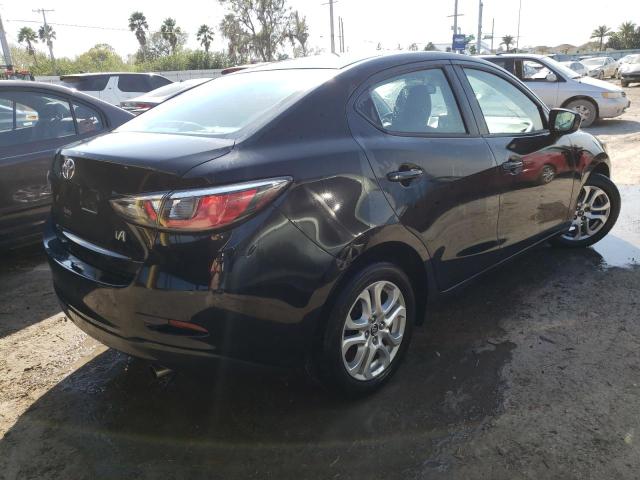 3MYDLBYV9JY329437 Toyota YARIS IA