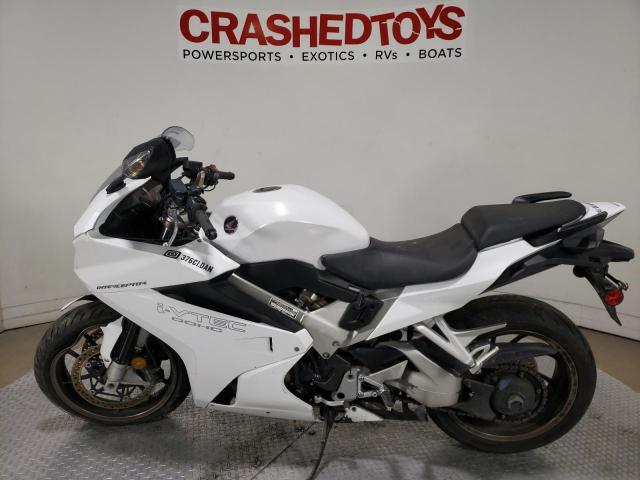 2015 HONDA VFR800 F JH2RC7952FK100014