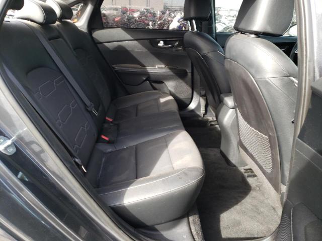 3KPF54AD4NE452648 KIA Forte Gt Line