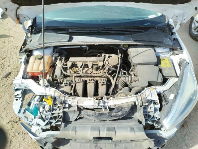2015 FORD FOCUS SE - 1FADP3K27FL343138