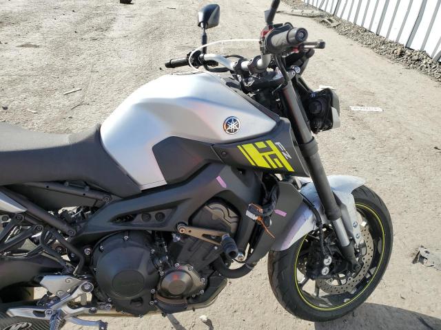 2017 YAMAHA FZ09 JYARN53E7HA002553