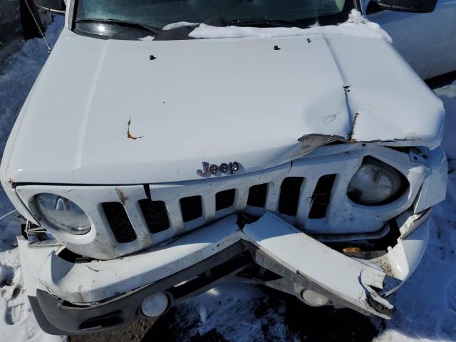 1C4NJRFB8GD581833 Jeep Patriot Latitude