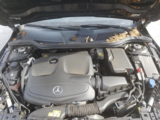 WDCTG4EB5JJ519061 Mercedes-Benz GLA 250