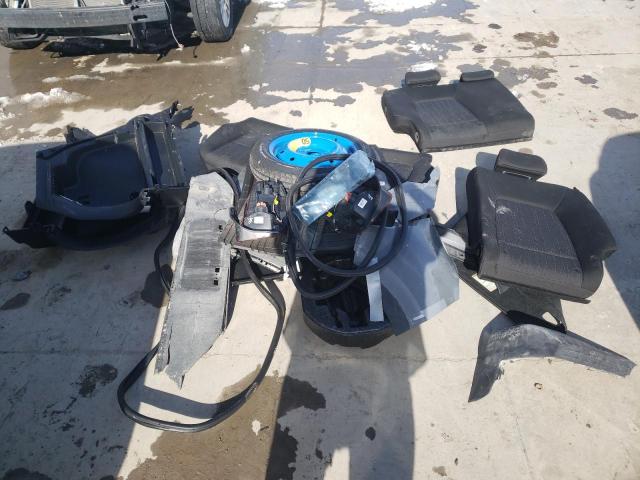 2021 HYUNDAI VENUE SE - KMHRB8A38MU126352