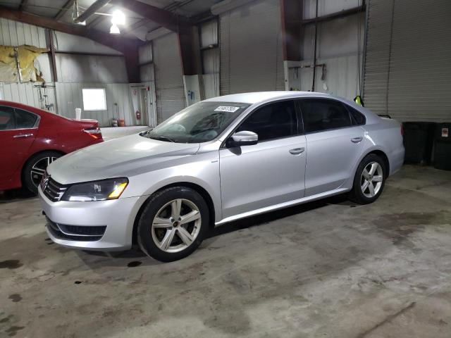 2015 VOLKSWAGEN PASSAT S - 1VWAT7A31FC029492