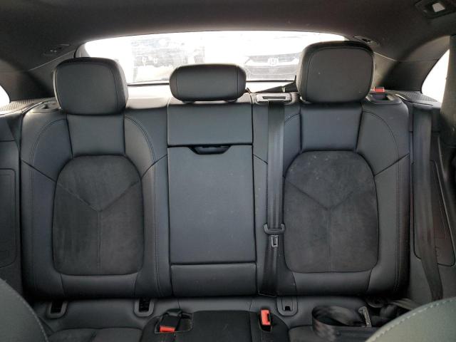 2017 PORSCHE MACAN - WP1AA2A53HLB04224