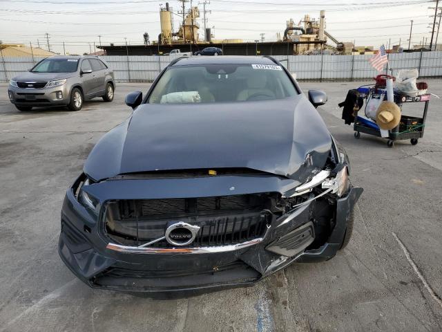 2020 VOLVO V60 T5 MOM YV1102EK2L2374574