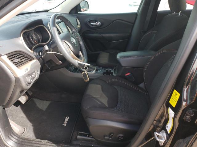 1C4PJLCS0GW369393 Jeep Cherokee Latitude