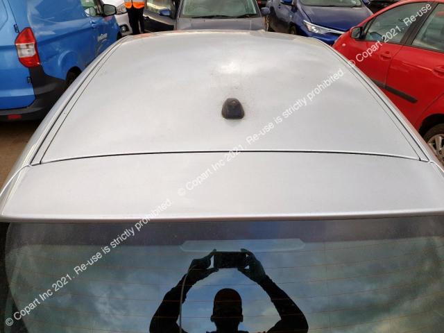 WBAUE12070PB28801 BMW 116i Es