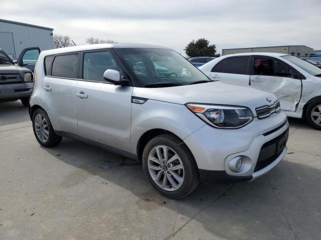2018 KIA SOUL + - KNDJP3A55J7611422