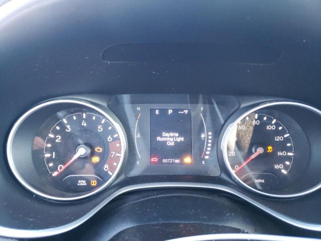 3C4NJDBB7JT206266 Jeep Compass Latitude