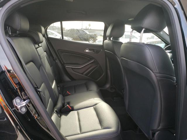 WDCTG4EB5JJ519061 Mercedes-Benz GLA 250