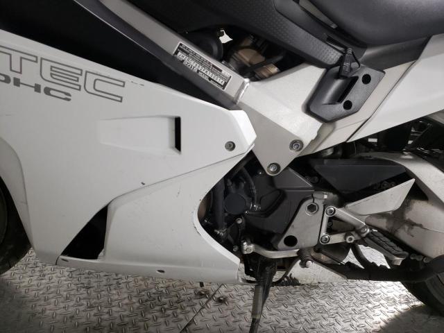 2015 HONDA VFR800 F JH2RC7952FK100014