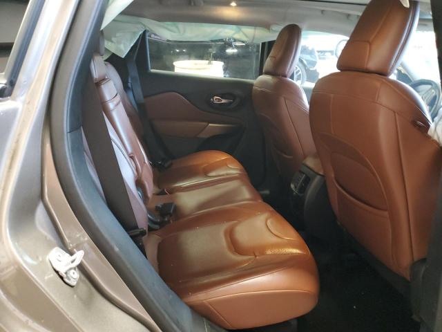 1C4PJMJN8KD162452 Jeep Cherokee Overland