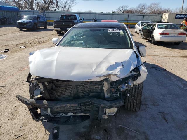 2016 KIA CADENZA LU - KNALN4D70G5211304