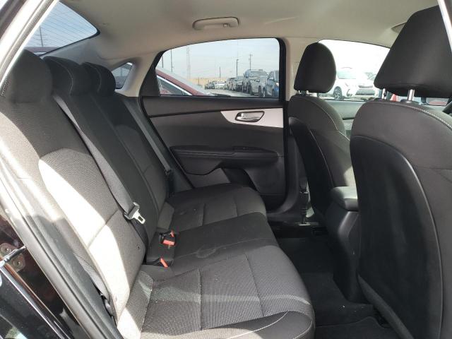 3KPF24AD2PE548774 KIA FORTE LX