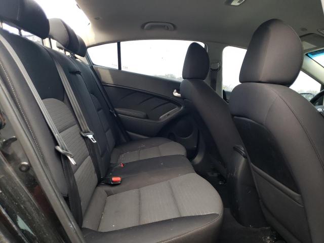 3KPFL4A78HE010640 KIA FORTE LX