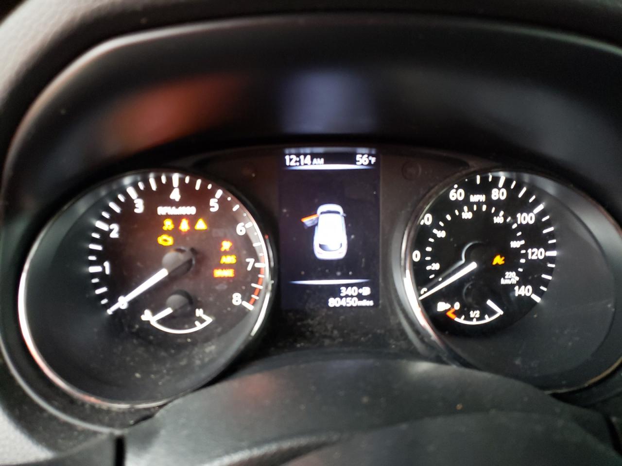 JN1BJ1CR1JW251052 NISSAN ROGUE 2018