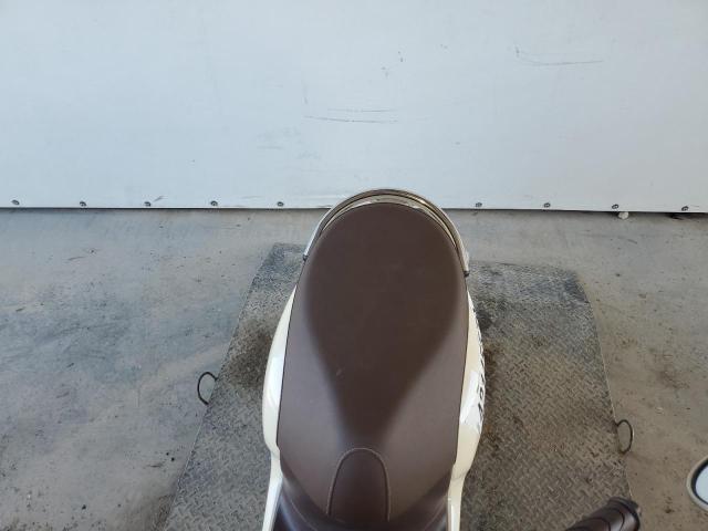2022 HONDA NCW50 JH2AF7718NK504499