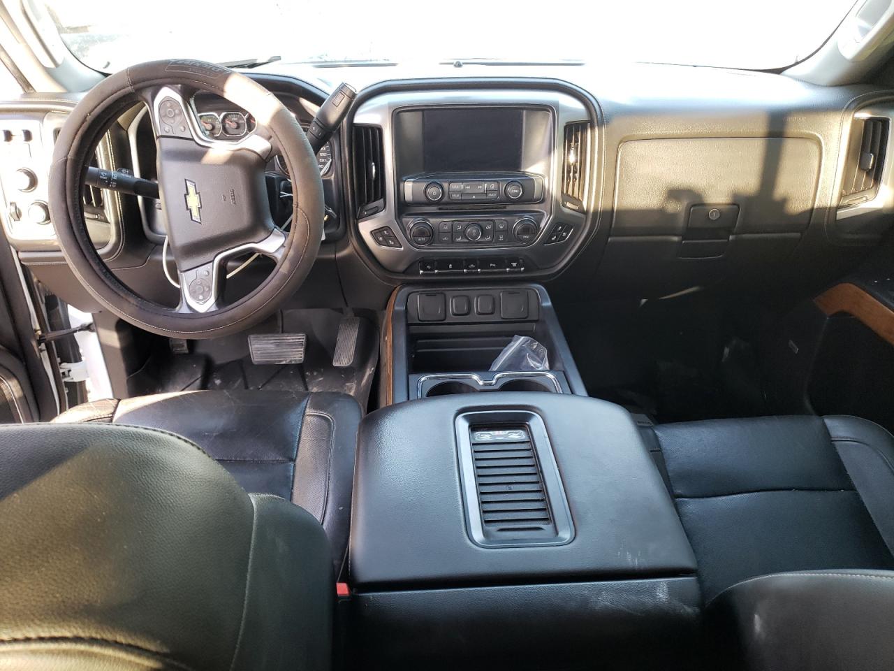 1GC4K0CY8HF220590 CHEVROLET ALL Models 2017
