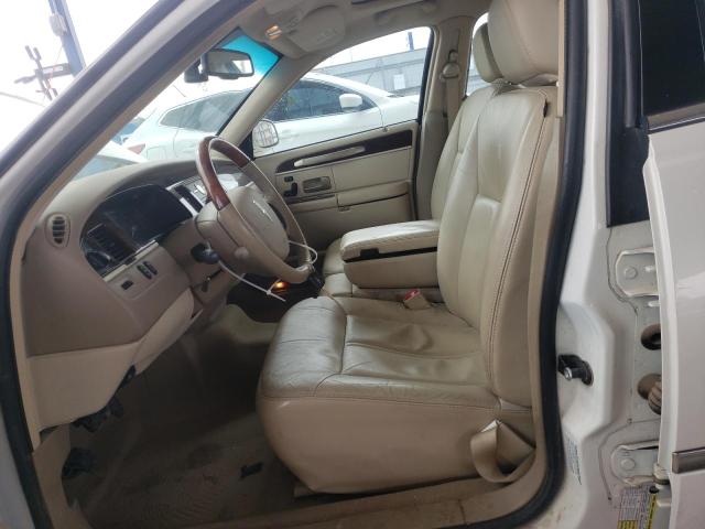 1LNHM82V67Y604044 Lincoln TOWNCAR