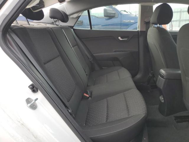 3KPA24AD4ME366158 KIA RIO LX